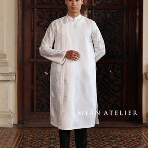 Men’s white silk ao dai, Vietnamese wedding ao dai for groom, Men’s ao dai for Tet, Vietnamese cultural outfit for men, Custom men&#39;s ao dai