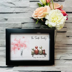 Family Pebble Frame Personalised Gifts for Family Pebble Art Family Gift for Friend, New Home Gift, Best Home Gift Ideas, Pebble Frame Art