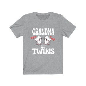 Grandma Of Twins Cats Shirt, Grandma Of Twins Gift, Grandma Of Twins Announcement Grandmother Gift T-Shirt