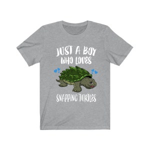 Juste un garçon qui aime les tortues serpentines Ok Shirt, Turtle Lover Shirt, Turtle Shirt, Turtle Lover Gift, Animal Shirt
