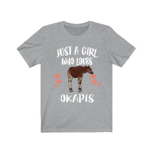 Juste une fille qui aime la chemise d’okapis, le cadeau d’amoureux de l’okapi, l’amoureux des animaux Adulte Tout-petit bébé Enfants Gift T-Shirt