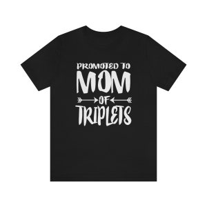 Promoted To Mom Of Triplets Shirt, Mom Of Triplets T-Shirt, Mutter der Triplets Geschenk Schwangerschaft Ankündigung Erbsen T-Shirt