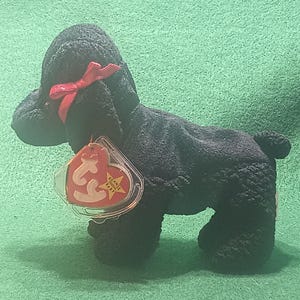Gigi MINT RARE Ty &quot; GiGi &quot; was Born With Errors in 1997 which makes this Vintage Retired Poodle Unique being highly sought after..