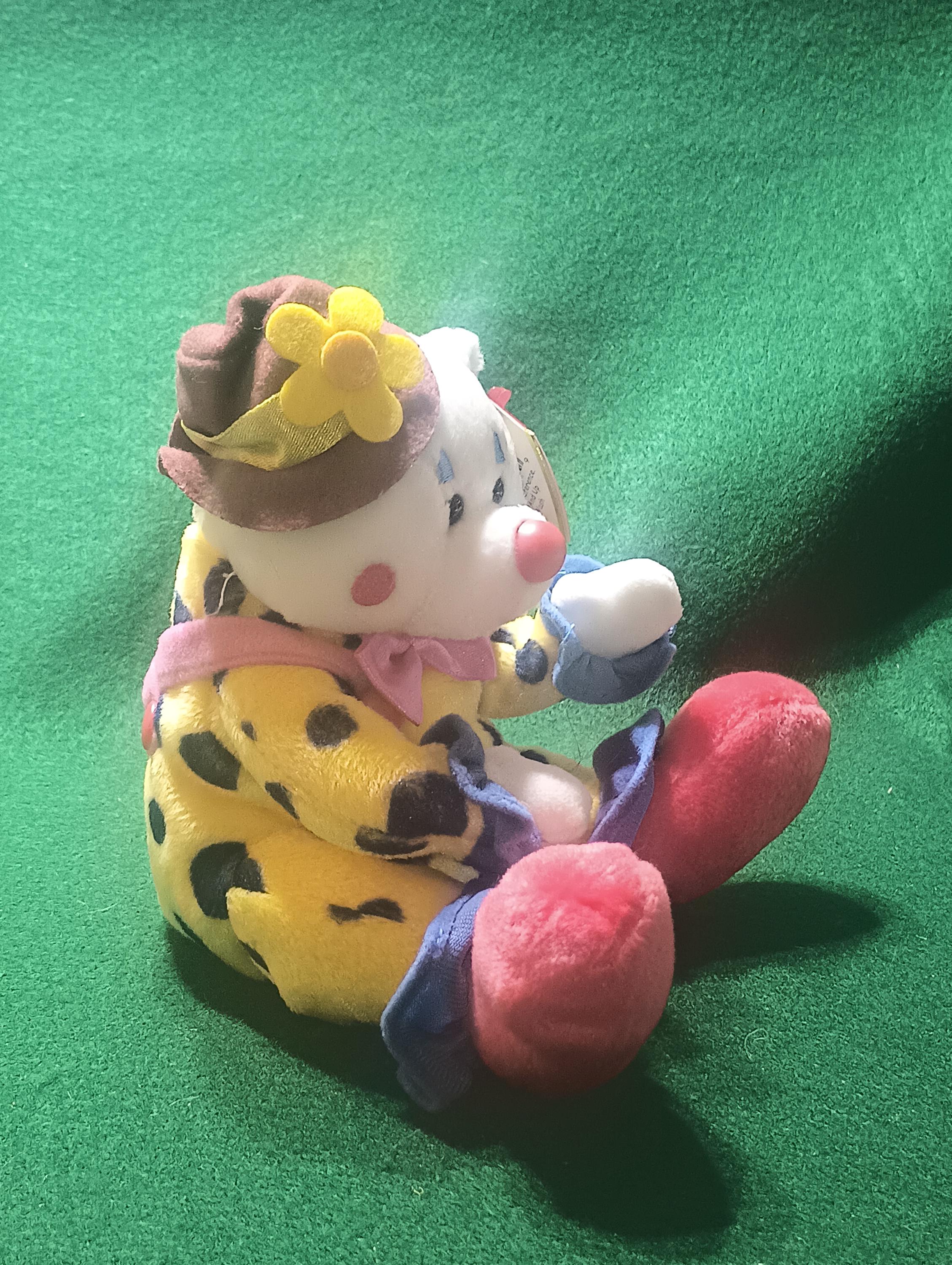 Juggles MINT RARE Ty " Juggles " was Born With Errors in 2004 which makes this Vintage Retired Clown Unique being highly sought after..