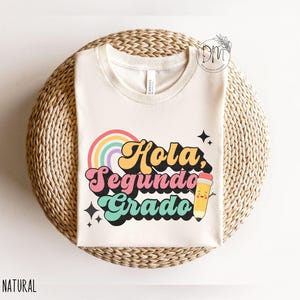 Maestra Shirt, Retro Hola Segundo Grado Tee, Maestra de Segundo Grado Spanish Second Grade Bilingual Teacher Maestra Bilingue Back to School