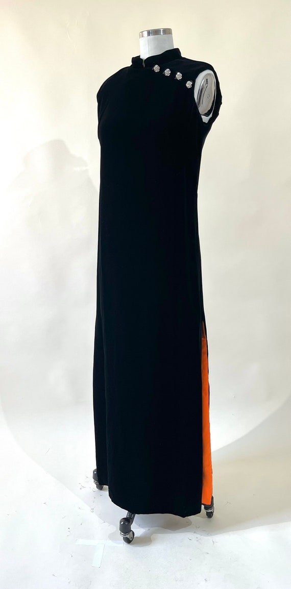 60s Cheongsam Black Velvet Dress - image 3