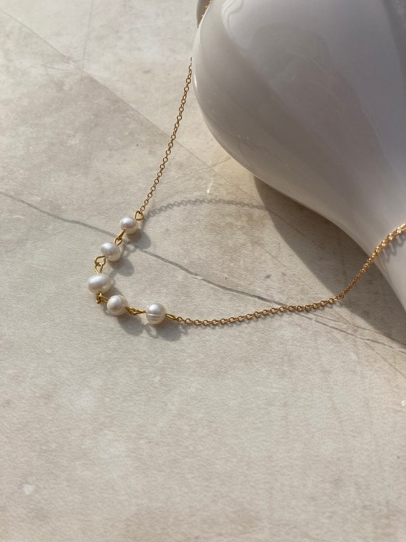 Authentic Dainty Freshwater Pearl Chain Necklace, Elegant Necklace, Summer  Necklace, Delicate Necklace, Floating Pearl Necklace 