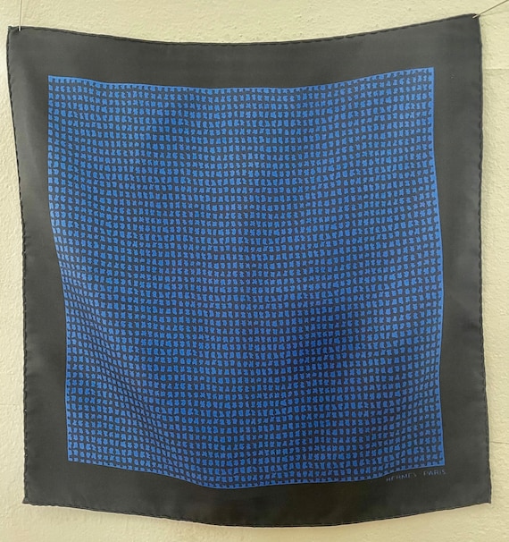 Foulard HERMÈS Gavroche En Soie - Multicouleur, Occasion, Authentique
