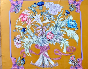 HERMÈS REGINA 1988 Silk Scarf designed by Menchari Leila
