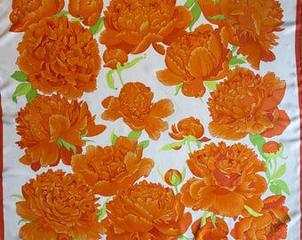 Foulard orange HERMES Les PIVOINES, publié pour la première fois en 1970 et réédité en 1990, France