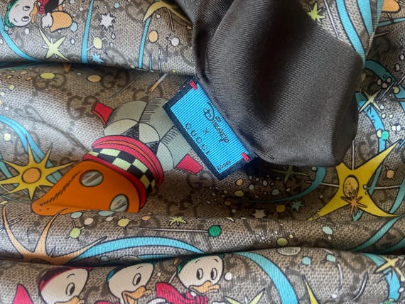 GUCCI X DISNEY Donald Duck Limited Edition Silk SCARF - Etsy
