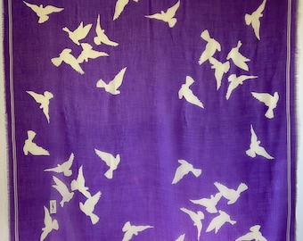 YSL écharpe de laine vintage violeta avec des oiseaux