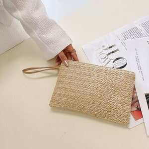 Straw Clutch Wrist Bag/Summer Clutch Bag/Party Wrist Bag/Occasion Bag/Holiday Bag/Birthday Present/