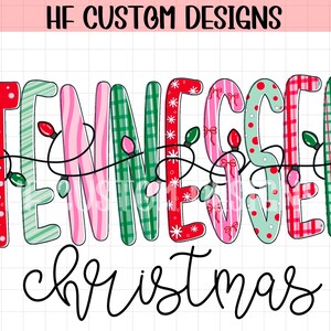 Puede incluir: Un diseño gráfico colorido con las palabras "Tennessee Christmas". La palabra "Tennessee" está en letras grandes y decoradas con luces navideñas. La palabra "Christmas" está escrita en cursiva debajo.