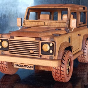 Handmade Wooden Land Rover Defender 90 Model – Classic Grille 4x4 Off Road SUV, Collectible Beech Wood Car, Rustic Gift, Gift for Him