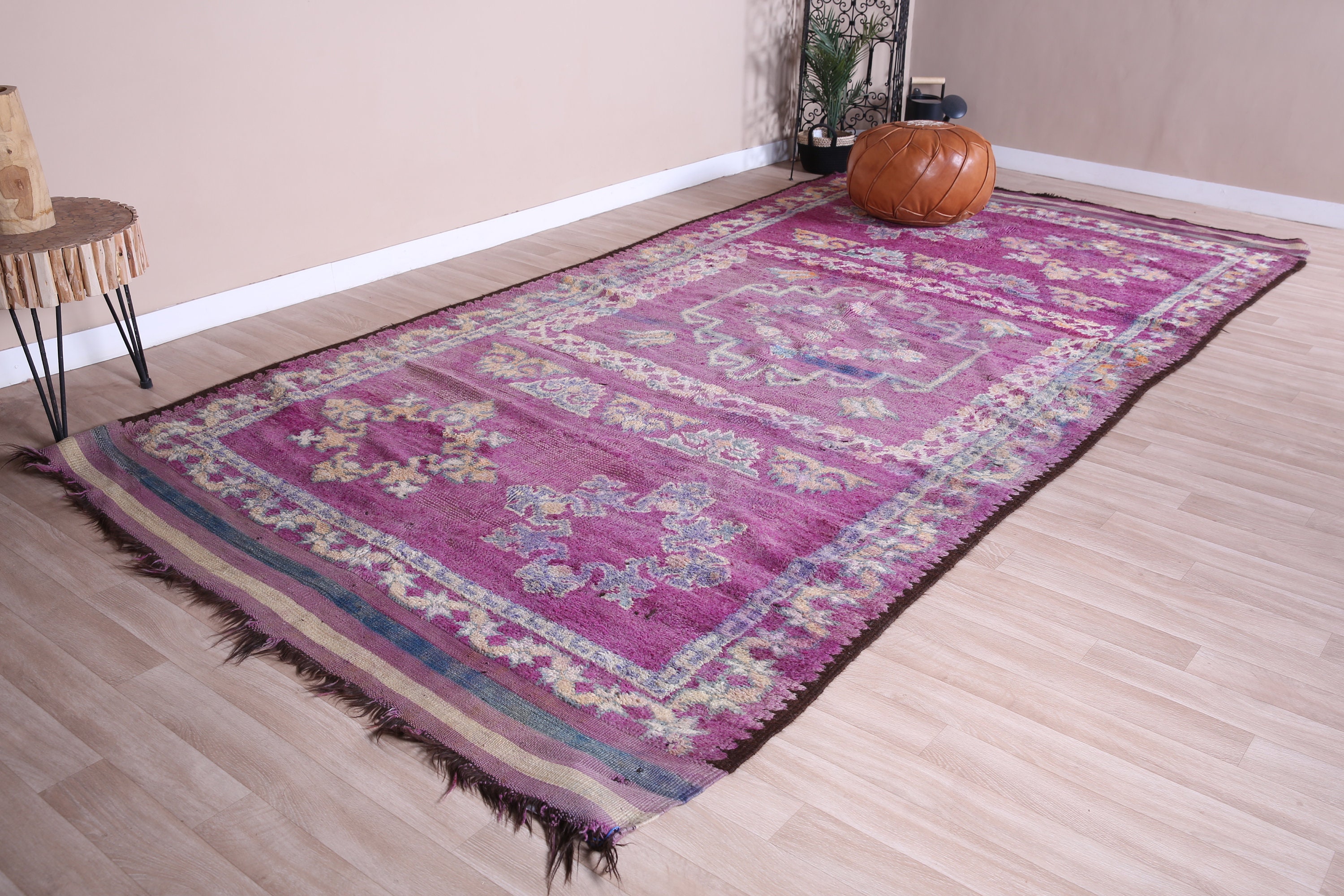 ヴィンテージ モロッコ ラグ、パープル ブジャード ラグ 6 x 13