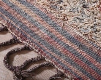 ヴィンテージ モロッコ ラグ、パープル ブジャード ラグ 6 x 14