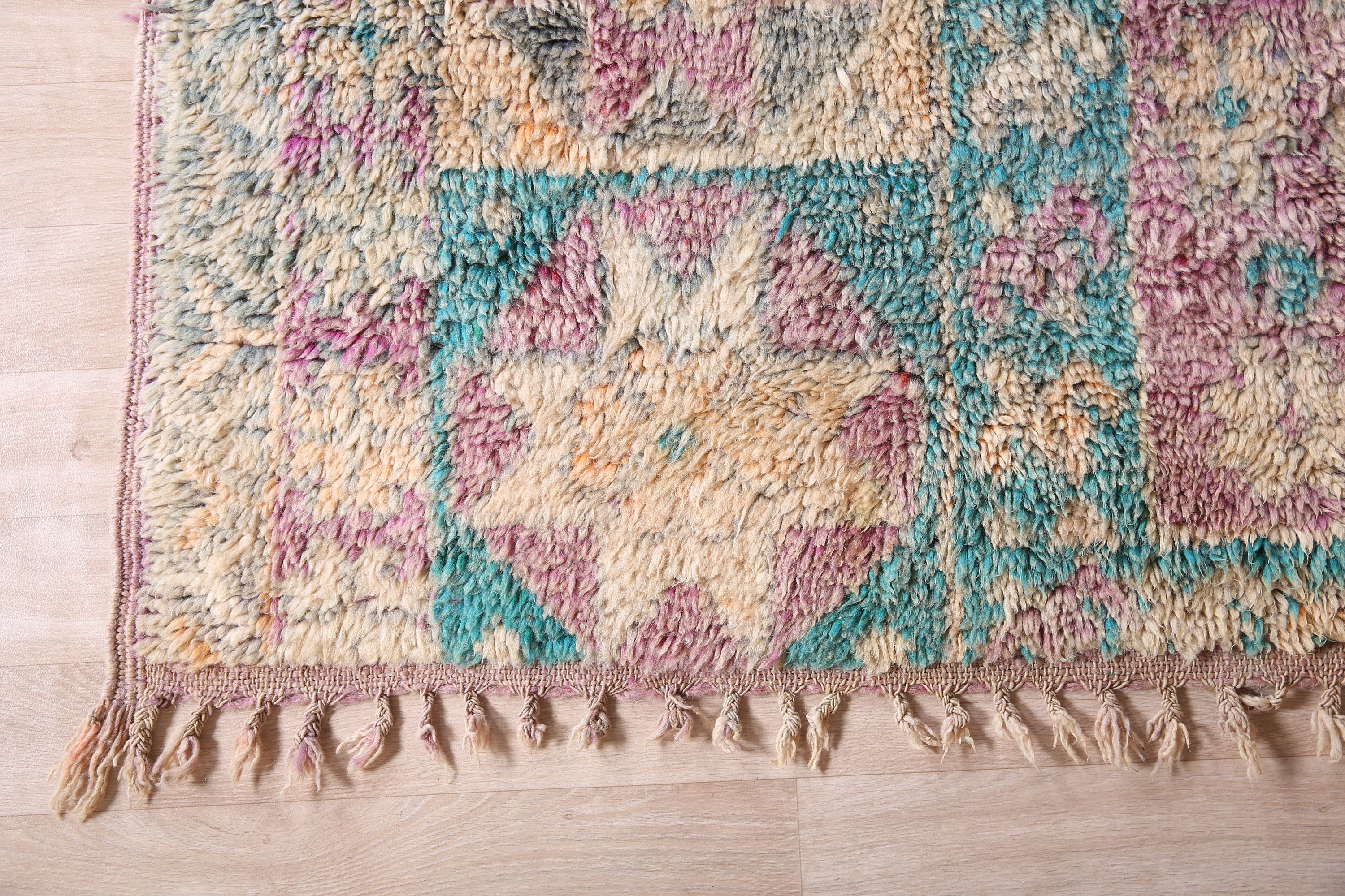 ヴィンテージ パープル ブジャード ラグ、特大モロッコ ラグ、7 x 9