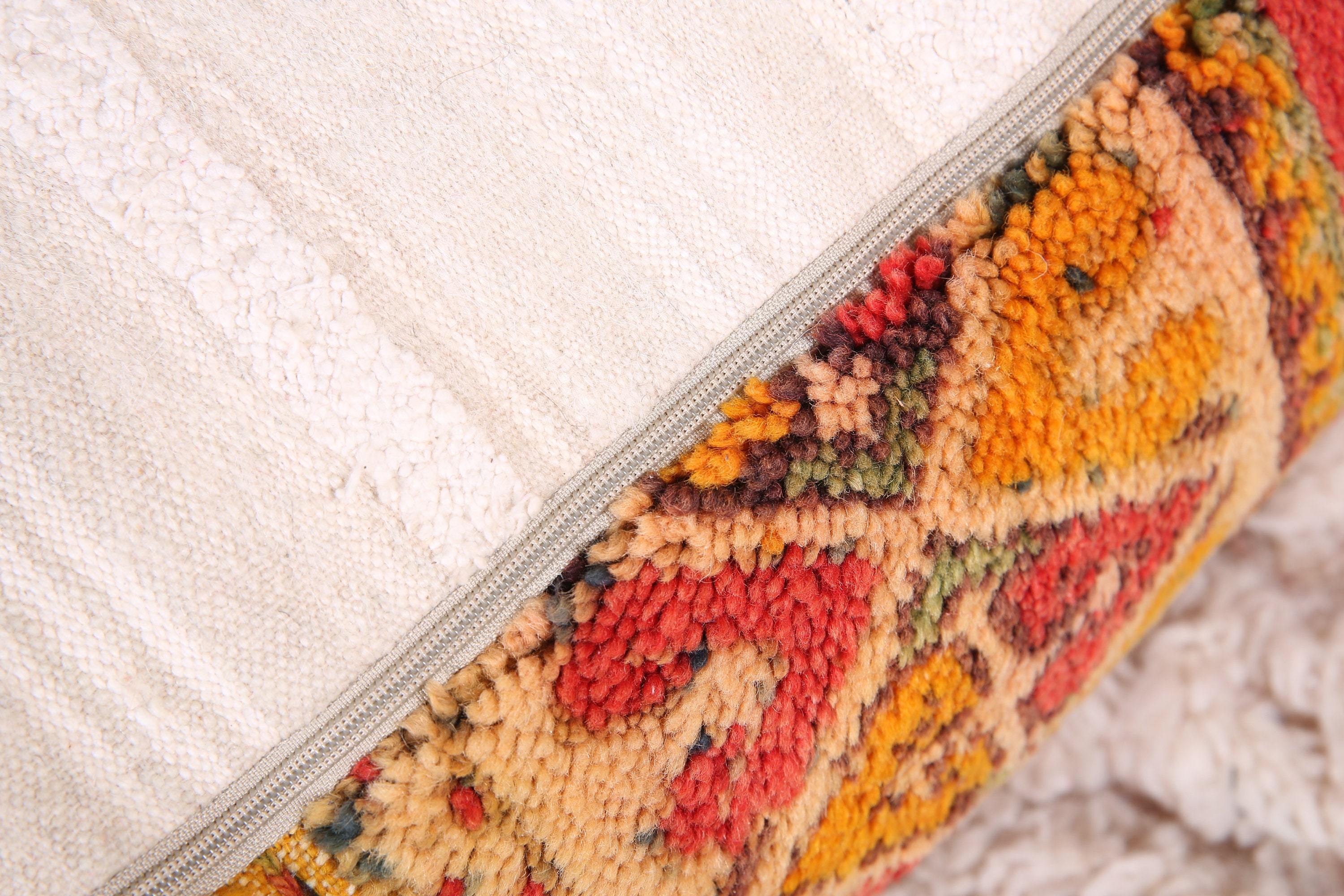 ふむふむ モロッコのヴィンテージプフ17 ふむふむ様専用 モロッコのヴィンテージプフ17