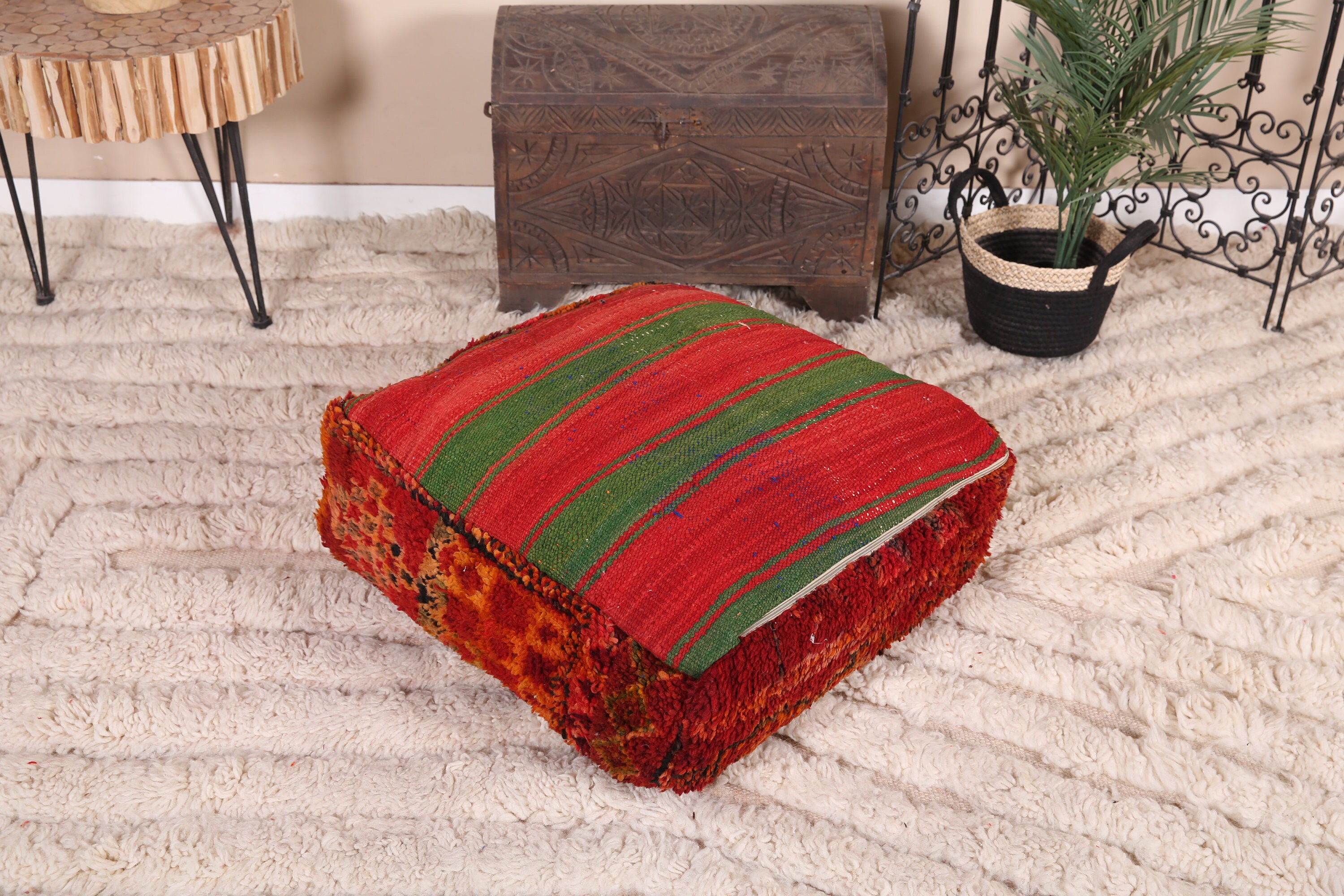 ヴィンテージ モロッコ プーフ カバー、モロッコ キリム プーフ