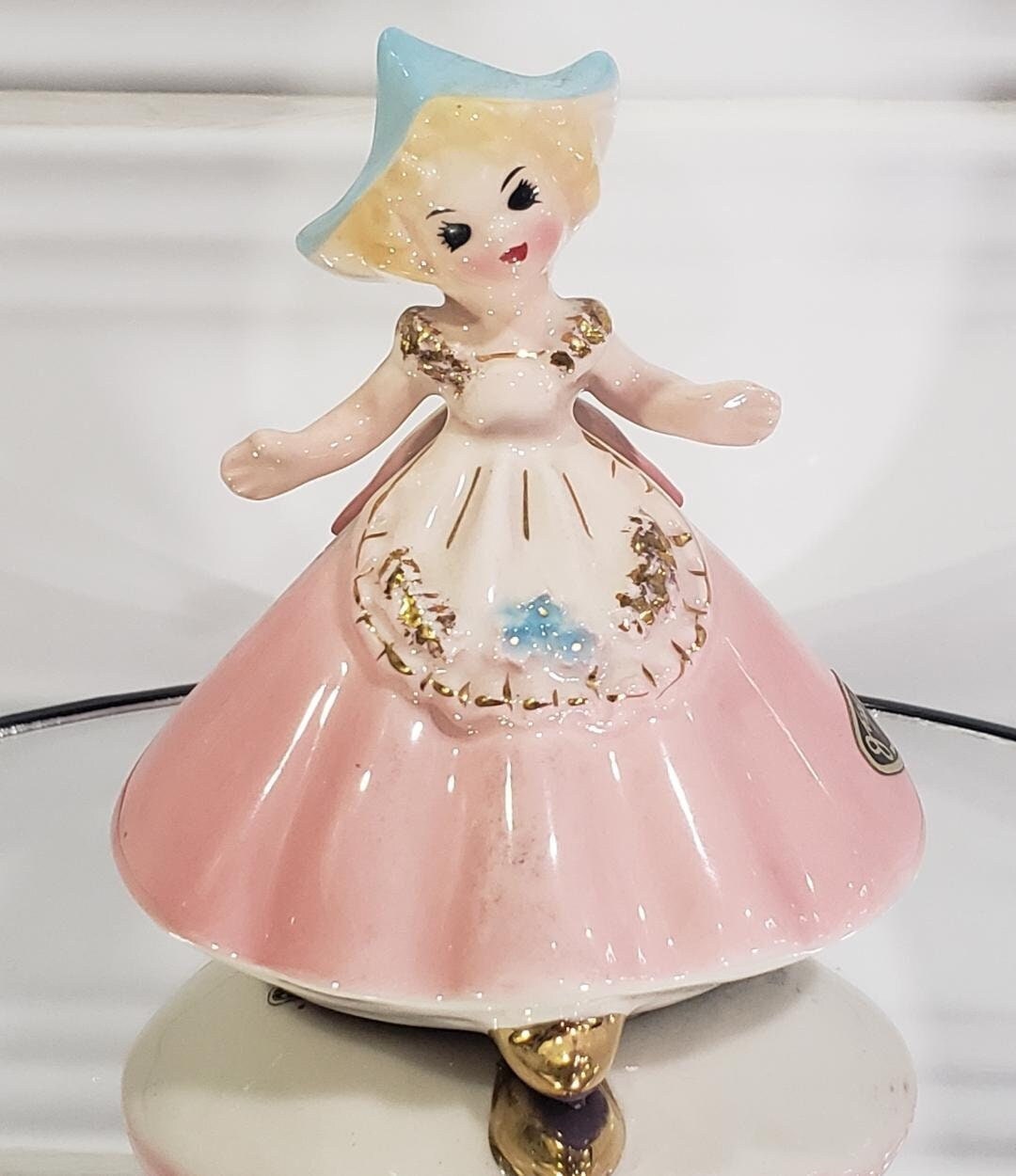 Vintage Josef Original Dutch Girl, Little International Series, Josef