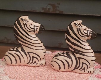 Zebra Salt and Pepper Shakers Set RARE, Vintage Salt and Pepper Shakers, Zebra Shakers, Ceramic Zebras
