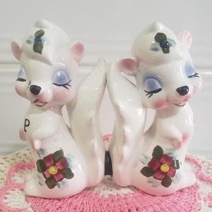 Vintage Skunk/Squirrel Magnetic Salt and Pepper Set, MCM Kitchen, VIntage Kitchen, Salt and Pepper Set