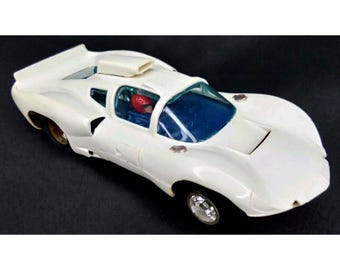 Vintage Racing 1960s Strombecker Chaparral 2D White Slot Car Made In USA Signed