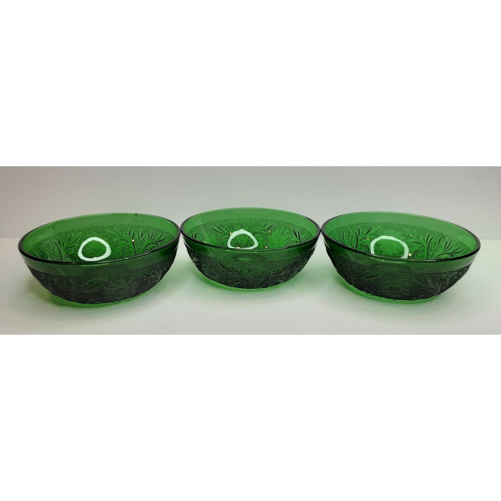 Anchor Hocking classic green twine and glass snack bowl set / 1950s bar