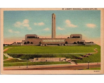 Post Card Curteich Series 5AH1515 Liberty Memorial Kansas City Missouri Unposted