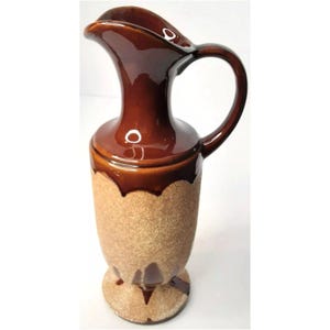 Haeger Pottery 8183 Bennington Brown Foam Pitcher Vase 1960s