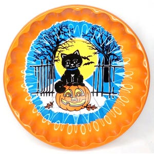Vintage 1980s Berman Black Cat Halloween Molded Plastic Snack Plate New Arrival