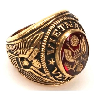 Vintage US Vietnam Veteran Ring 18K Gold Electroplate Red Faux Ruby Size 8