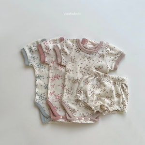 Baby Floral Bodysuit Set: Summer Shorts & Headband