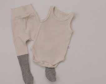 Neutral Bodysuit with Footed leggings, baby footed leggins, baby bodysuit, Bonnet Set available