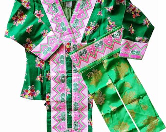 Hmong Girl Clothing Set Size: 30