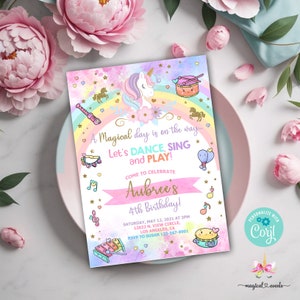 Peut inclure: Une invitation rose et bleue avec un arc-en-ciel et une licorne. Le texte indique "A Magical day is on the way... Let's DANCE, SING and PLAY! Come to celebrate Aubree's 4th Birthday! Saturday, May 12, 2021 at 3PM 12832 N. View Circle, Los Angeles, CA RSVP to Susan 123-567-6901"
