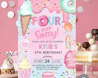 FOUR-EVER SASSY, invitation d'anniversaire pour fille, bonbons, barbe à papa, beignets à la crème glacée et cupcake, corjl imprimable numérique.