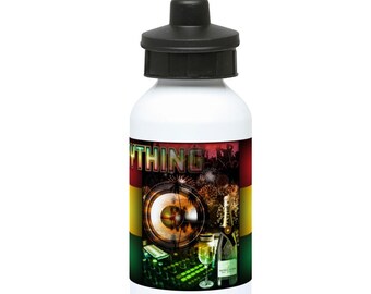 400ml Water Bottle Everything Nice Rasta flag dynamic design by Cass-sustainable drink wear-perfect urban fashion accessory for the summer