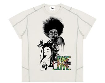 Unisex Contrast Stitch  Regular Fit One Love Reggae streetwear T-Shirt in a range of sizes, carnival apparel and urban reggae fashion