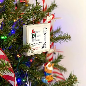 Home Alone Inspired Little Nero&#39;s Pizza Box Ornament - Christmas Tree Ornament - Real Mini Pizza Box Gift