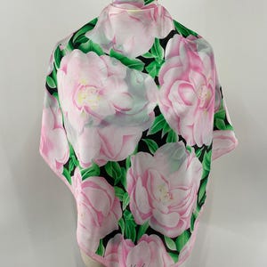 Vintage 90-tals Kenzo sidenhalsduk rosa blommig klassiskt mönster halsdukar foularder kvinnor accessoarer halsduk topp sjal omlott halsduk halsduk