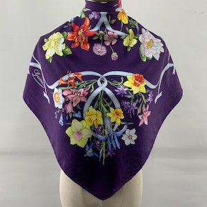 Vintage Gucci Silk Scarf Purple Floral Pattern Luxury Scarf Women Accessories Square Scarves Top Neckerchief Wrap Shawl Neckwear Foulards