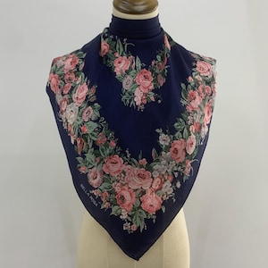 Vintage foulard en soie Bella Rosa motif fleurs bleues Foulards Foulards femme accessoires foulard haut châle cache cache foulard