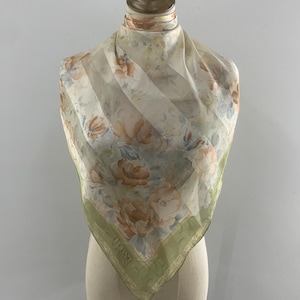 Vintage Luciano Soprani Silk Scarf Floral Design Pure Silk Scarves Foulards Women Accessories Neck Scarf Top Shawl Wrap Cover Up Neckerchief