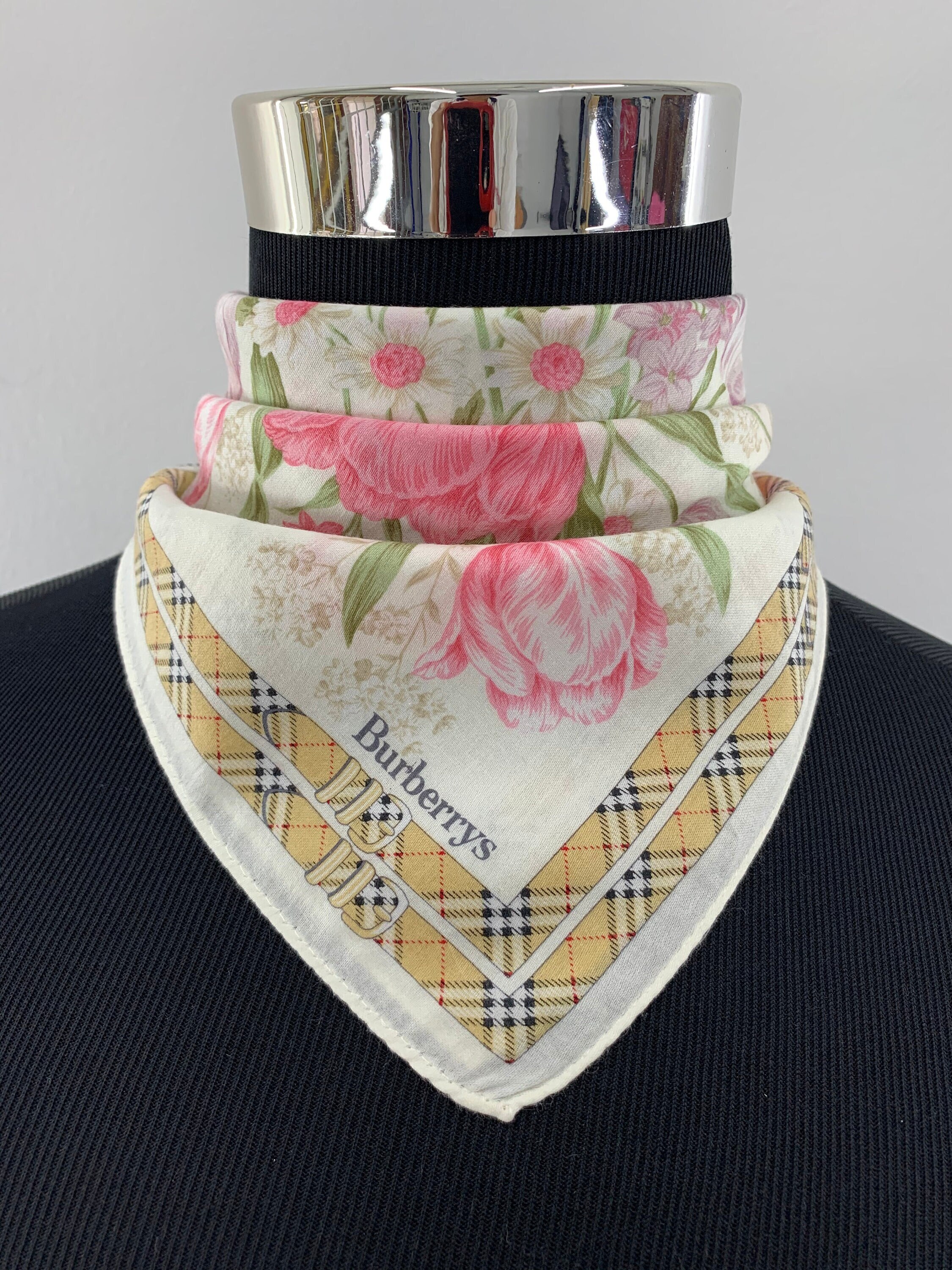 Vintage Burberrys Handkerchief Floral Tulip Bandana Pocket Square Scarf Neckerchief Headband Neck Wrap Accessories Ladies Scarves Head Scarf