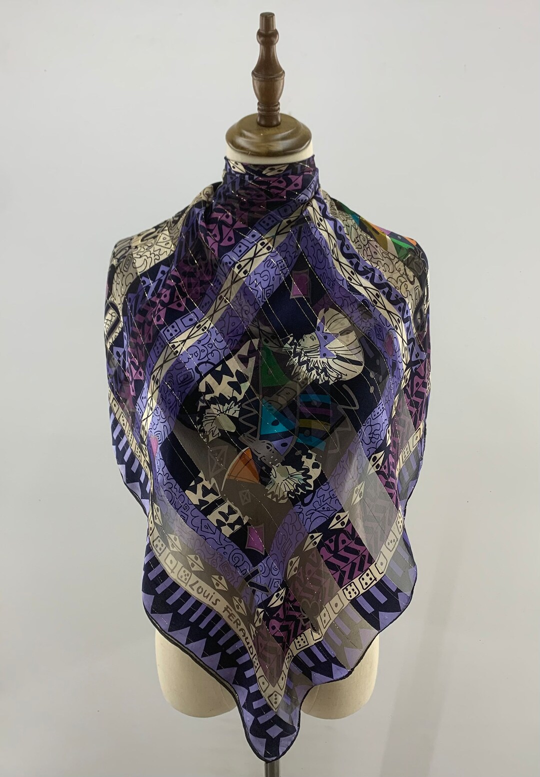 Foulard Carré Louis Feraud En Soie Multicolore - Occasion - Écharpe Femme