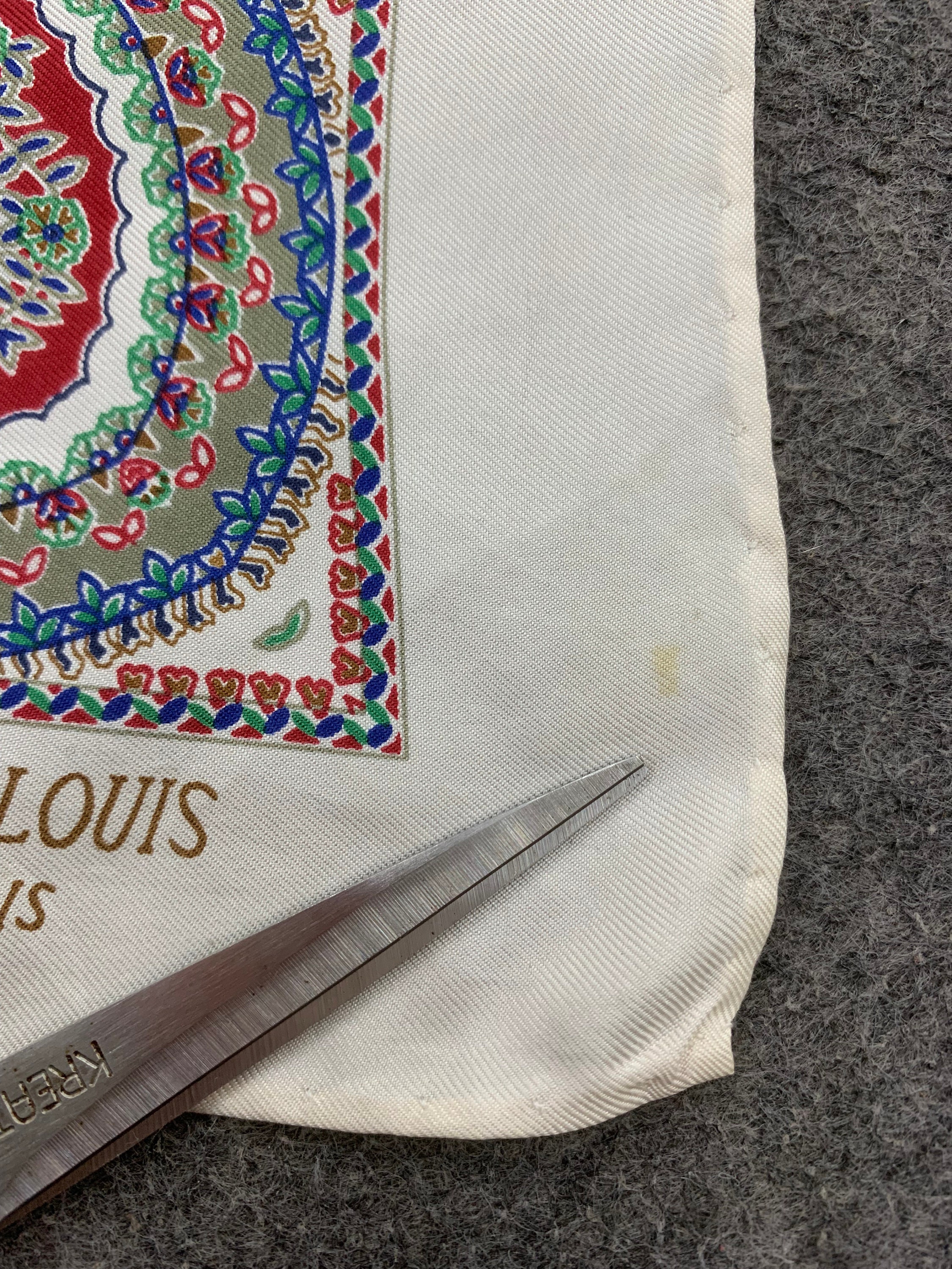 Foulard En Soie Vintage Multicolore - Motif Batik Fleuri - Fabriqué En Italie