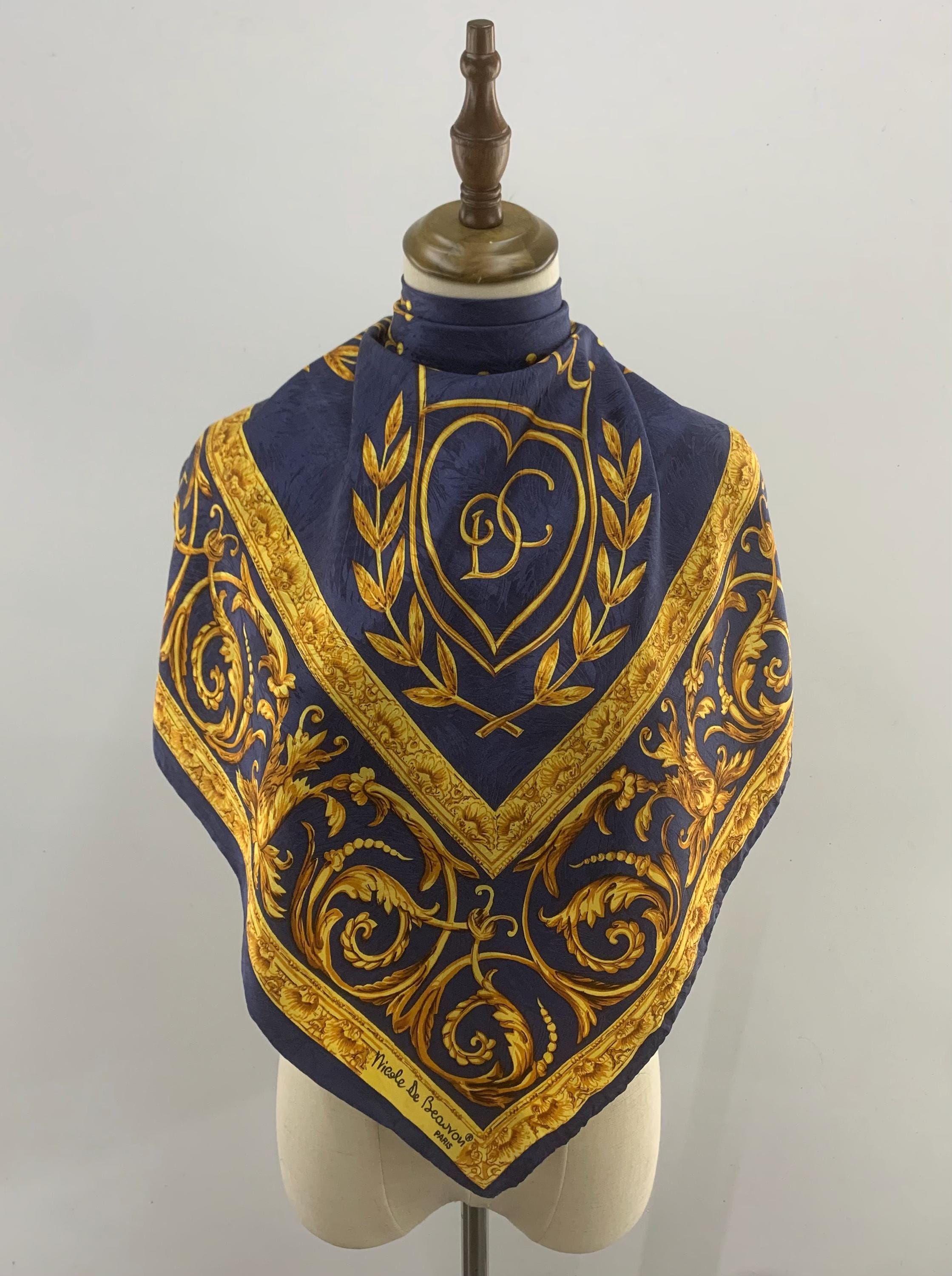 Foulard Vintage NICOLE DE BEAUVON En Soie 100% - Dimensions 81x86 Cm, Couleur Bleu