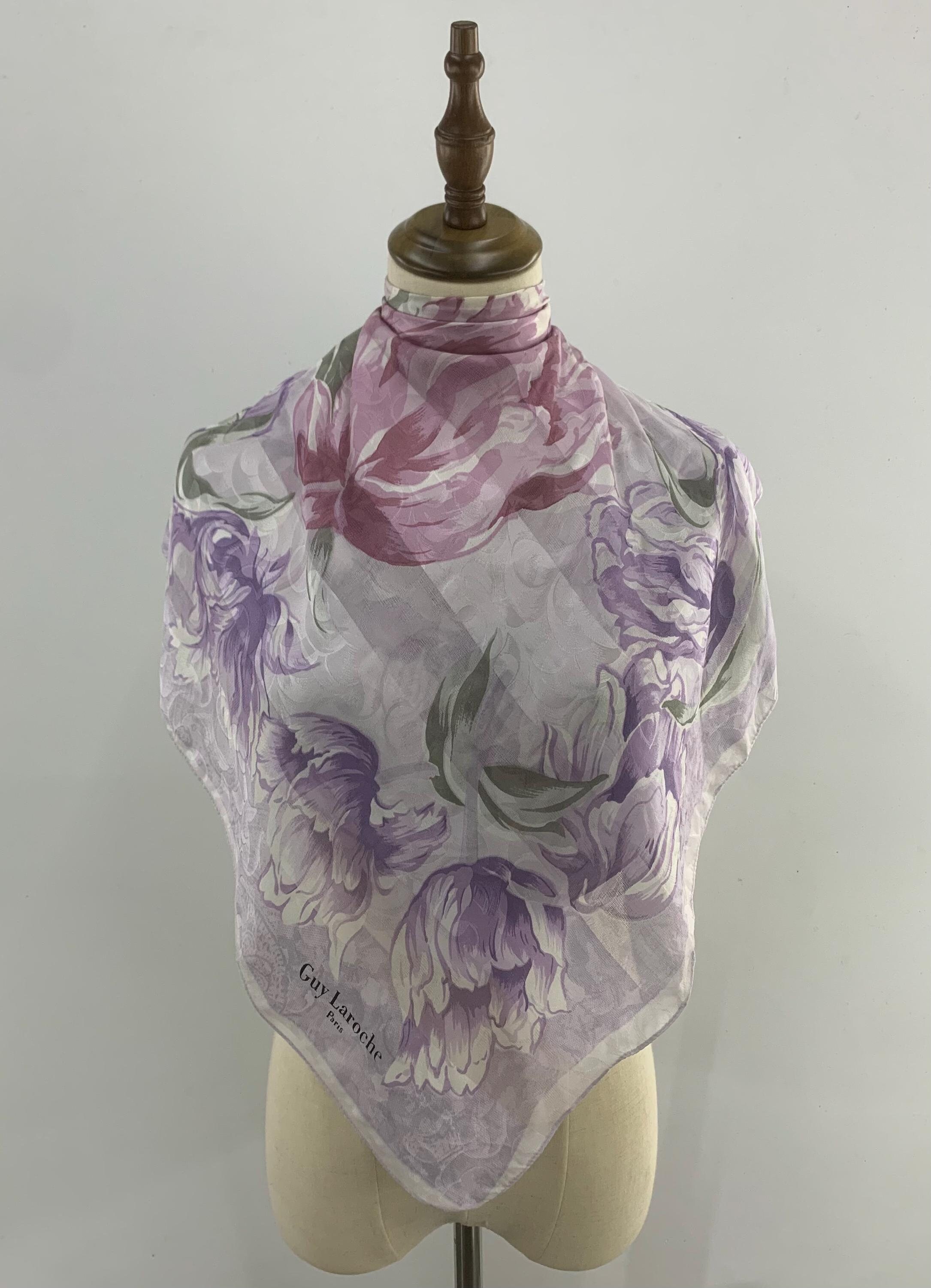 Guy Laroche シルクスカーフ Guy Laroche paris silk 100% scarf パープル系総柄シルク